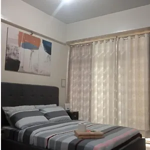 Unit Walking Distance To Airport Apartment Manila